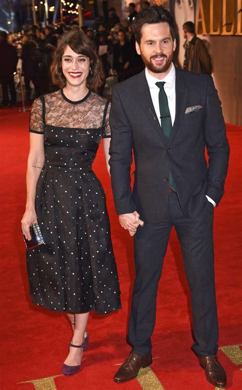 Lizzy Caplan And Tom Riley From The Big Picture Today S Hot Photos E News Canada