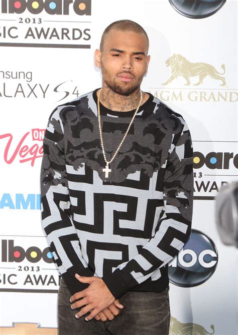 [listen] Chris Brown Releases Heartbroken Song About Rihanna Dumping Him Hollywood Life