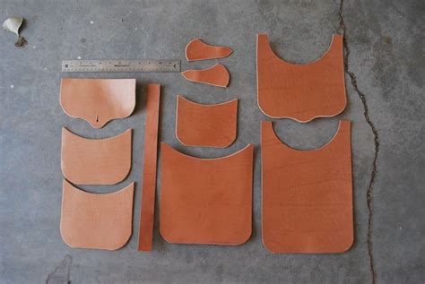 Making The 18th Century Possibles Bag Leather Craft Patterns Leather