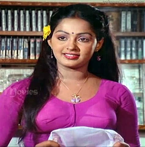 Radha Yesteryear Tamil Actress Kanner1 4 Saree Change Scene