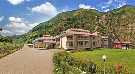 Hotels In Naran Kaghan And Shogran Reopened With Strict Sops