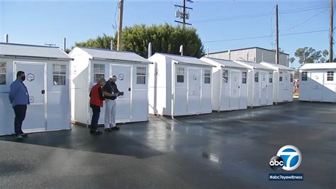 California Building Tiny Houses For The Homelesswill It Work Sports Hip Hop And Piff The Coli