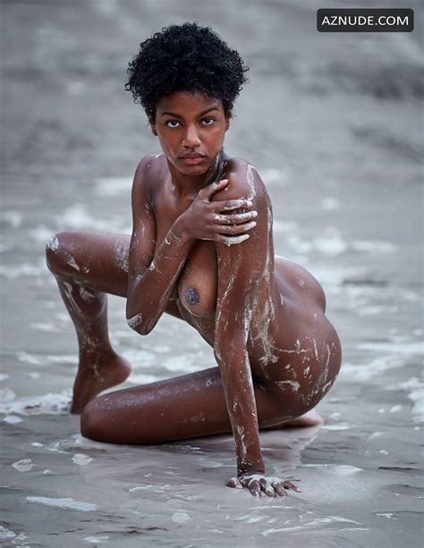 Ebonee Davis Wriggles On The Beach Completely Naked Covered With Sand