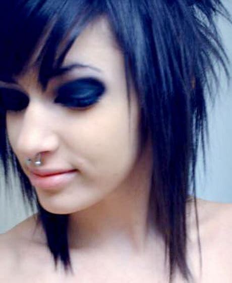 This allows your stylist to cut in the emo style into your hair. Emo hairstyles for girls with short hair