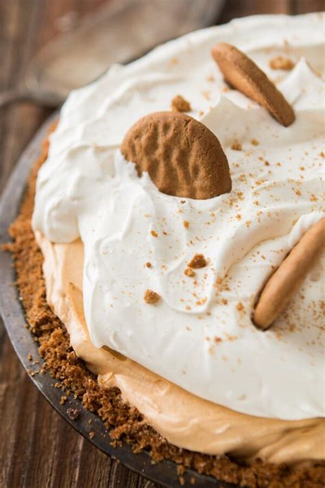 Blind baking a pie crust prevents soggy pie bottoms by partially baking the crust before the liquid filling is added. No Bake Pumpkin Pie with Gingersnap Crust | Recipe | No ...