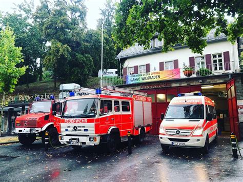 Unwetter Mit Heftigem Starkregen Beschäftigt Wiesbadener Feuerwehren