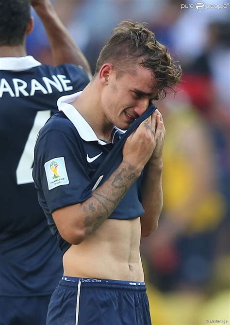See more of antoine griezmann on facebook. Pin by Rithikha1003 on Football | Antoine griezman ...