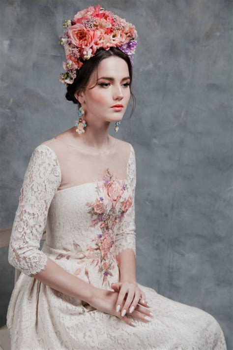 Russian Inspired Bridal Fashion Elegantwedding Ca Russian Wedding