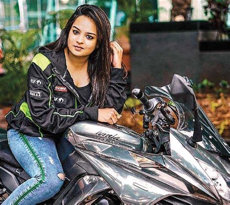 Meet The First Mumbai Woman Authorised To Drive A Best Bus