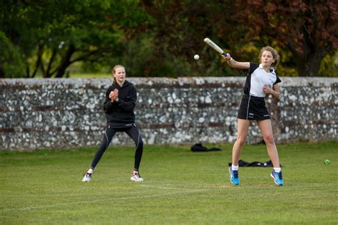 Tennis coaching program for local schools and surrounding community. Sports at Windlesham House School - With exceptional ...