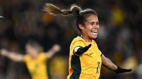 As The Matildas Square Off Against England Heres What You Need To Know About Mary Fowler Abc