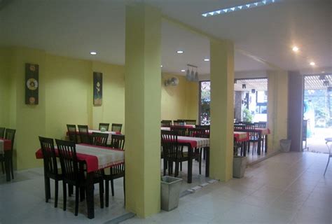 It is actually located at the jb hansa hotel. Catz's Cafe: KL-Hatyai-Krabi -part 1