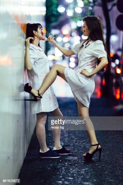 60 Meilleures Asian Lesbian Photos Photos Et Images Getty Images