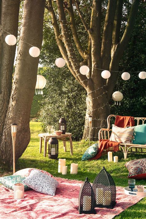 Garden Decor Ideas 10 Fabulous Ways To Decorate Your Outdoor Space