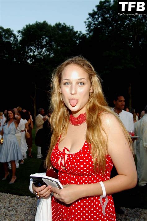 Leelee Sobieski Nude Leaked The Fappening Sexy Collection 164