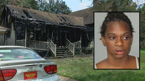 Police Baton Rouge Woman Set Fire To Mothers Home After Argument
