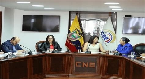 Resultado De Consulta Popular En Ecuador Se Dar N En D As Noticias