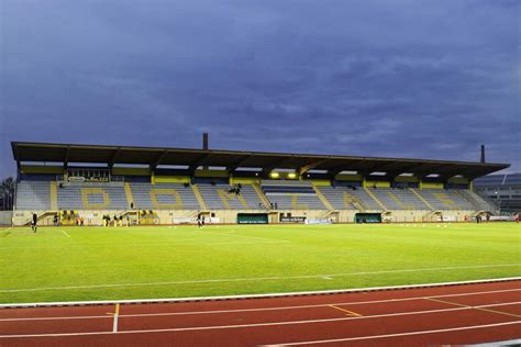 Последние твиты от the sports station (@sports_station1). STADION DOMŽALE - zavod-sport-domzale.si