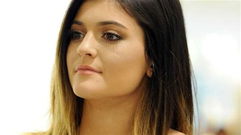 Kylie Jenner Plastic Surgery Rumors Insulting Newsday