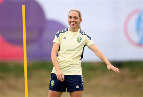 Rubensson ready to replace Seger as Sweden's midfield anchor in World