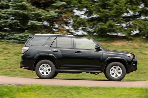 I have a '97 brochure that lists the curb weight and payload of each variation of 4runner, for that year. 2017 Toyota 4Runner Gains TRD Off-Road, TRD Off-Road ...