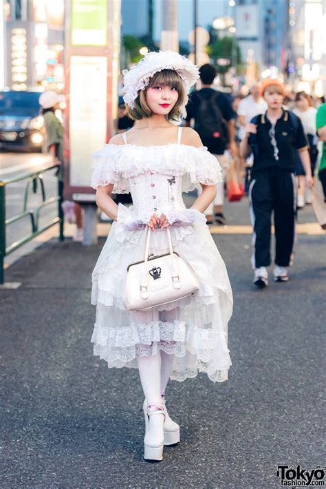 White Lolita Fashion In Harajuku W MR Corset Na H Triple Fortune Dangerous Nude Baby The