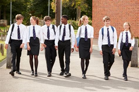 The Importance Of A Dress Code In Schools Magazines Weekly Easy Way