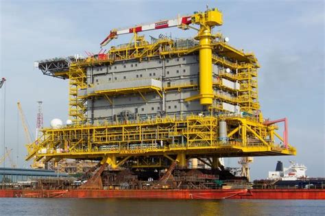 Sembcorp marine in plan to raise $2.1 billion with support from temasek, demerge from parent sci and sembmarine will be seeking their respective shareholders' approval for the rights issue and. UK: Sembcorp Marine completes topsides for HPHT Culzean ...