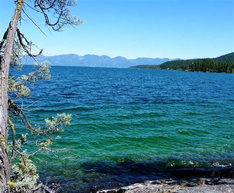 Flathead Lake A Beautiful Crystal Clear Lake In The Western Part Of