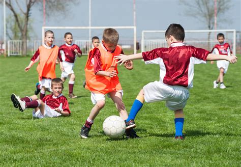 Вижте актуални футболни новини от европа и света. Новое исследование: играть в футбол до 12 лет опасно для поведения и психики - ForumDaily