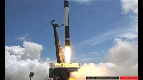 Rocket Labs Electron Reaches Orbit On Second Test Flight Youtube