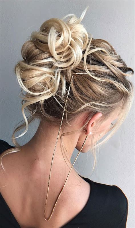50 Best Updo Hairstyles For Trendy Looks In 2022 Messy Curly Twirled Updo