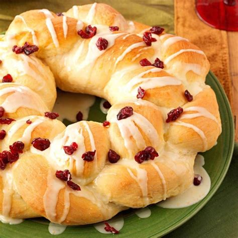 3 · this delicious recipe for a christmas bread wreath involves woven braided dough and layers of cinnamon and sugar. 12 Wreath-Shaped Recipes for the Holidays | Taste of Home