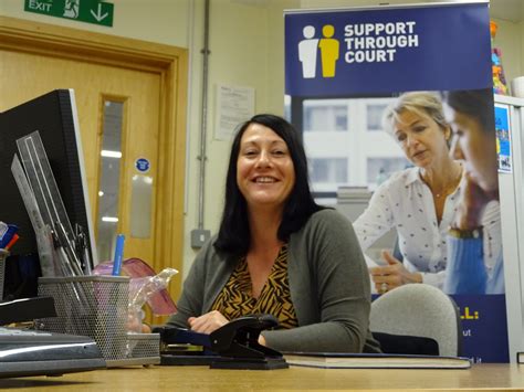 Support Through Court: the charity empowering people facing court alone