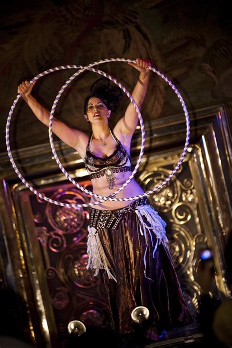 Prepare for Belly Dancers (As in 4,000 of Them) • the Hi-lo