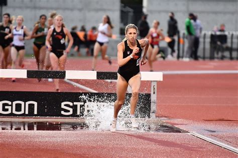 Oregon State Women S Track And Field Setting Blistering Pace At Breaking Records The College