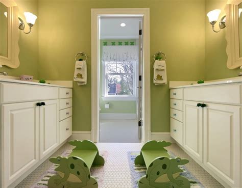 Jack and jill bathrooms allow occupants from two separate bedrooms to conveniently access the same bathroom. Jack and Jill Bathroom - Transitional - bathroom - Block ...