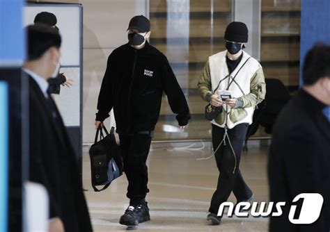 Here S How Worldwide Handsome BTS Jin Holds His Bags