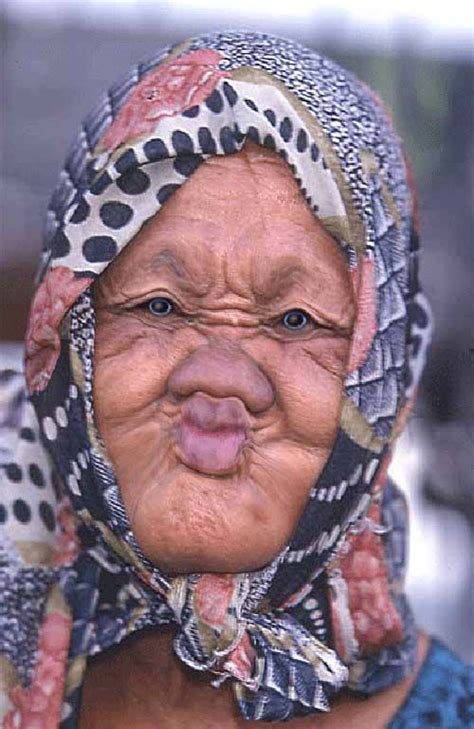 Amazing Old Women Funny Face Old Lady Humor Funny Faces Make Funny