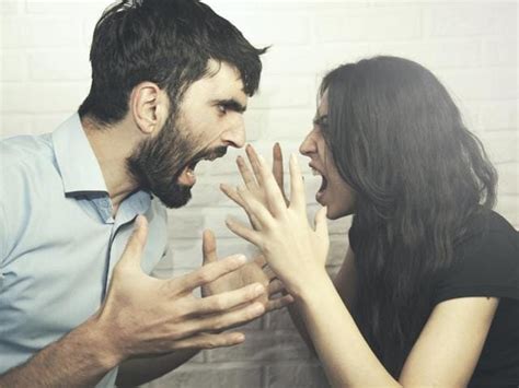 For A Healthy Bond 5 Toxic Relationship Behaviours You Need To Be Wary
