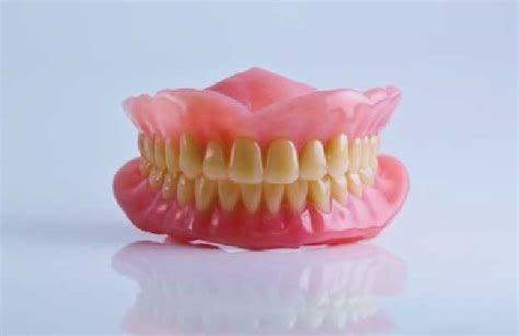 Dentaduras Postizas Que Son Tipos Ventajas Clínica Garantía Dental