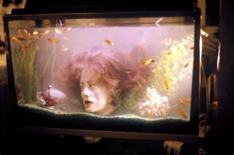 Adding aquarium ornaments is a way to bring personality to your fish tank. Top Scariest Halloween Themed Aquariums | Scary halloween ...