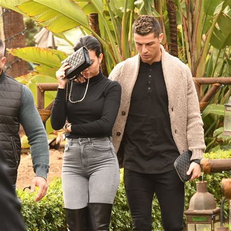 Koolo hinde tv 276 views4 months ago. Cristiano Ronaldo's Engagement Ring For Georgina Rodriguez ...
