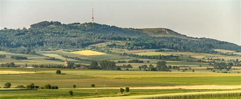 Alpenblick vom hesselberg, von der oberen lindenallee an der mündung auf die osterwiese. Wittelshofen - Touristikverband Hesselberg e.V.