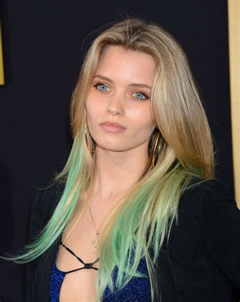 Abbey Lee Kershaw At The 2015 Premiere Of The T Celebrity