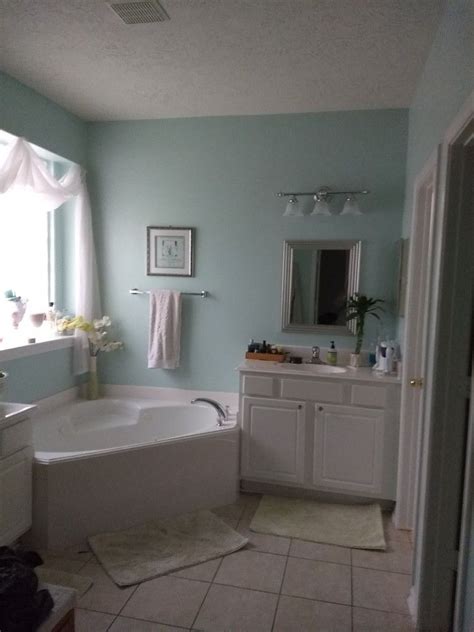 Diy bathtub painting bathtub bathtub remodel bath tub diy painting. Pin by Mary Schweitzer on Paint colors | Paint colors ...