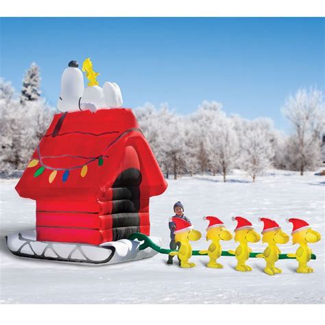 Snoopy And Friends Inflatable Sleigh Brings Peanuts Celebration Home Unique Hunters