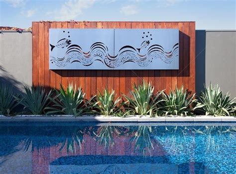 Interesting Options For Outdoor Wall Decor To Enhance The Exterior