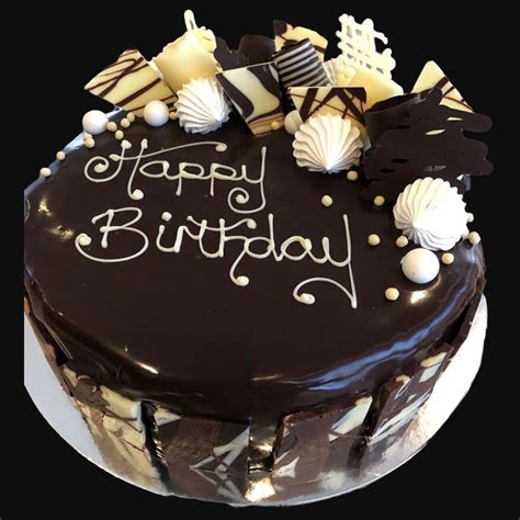 Letter cake et number cake : Birthday Cake 26 | Euro Patisserie