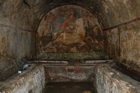 Hotels in der nähe von mitreo, santa maria capua vetere: Mitreo di Santa Maria Capua Vetere - Grotta con volta a ...
